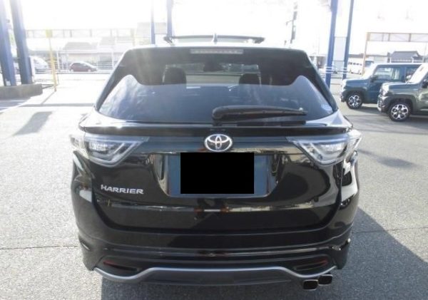 Toyota Harrier 2016 (Black) - Image 6