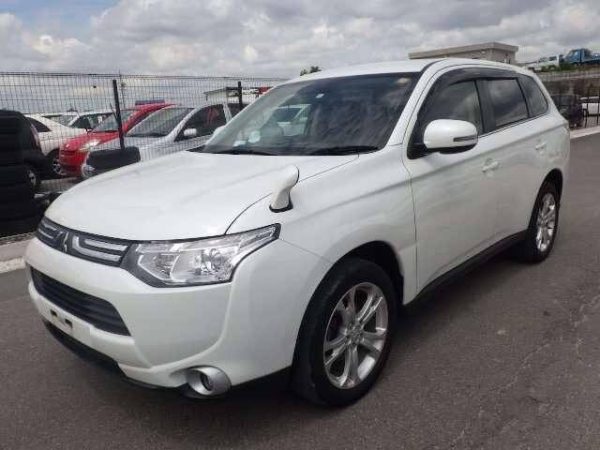 MITSUBISHI 	OUTLANDER - Image 2