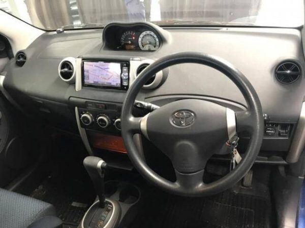 2005 TOYOTA IST - Image 25