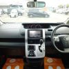2010 TOYOTA VOXY - Image 13