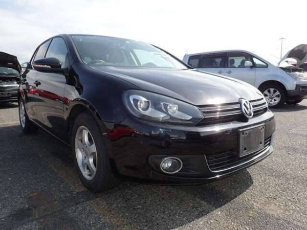 VOLKSWAGEN	GOLF TSI