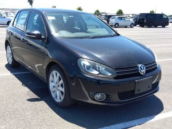 VOLKSWAGEN	GOLF TSI