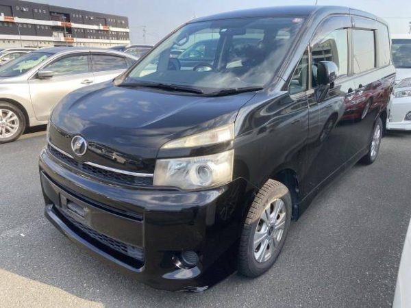 TOYOTA 	VOXY