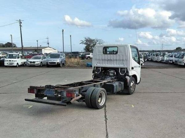 2003 TOYOTA DYNA TRACTOR UNIT - Image 5