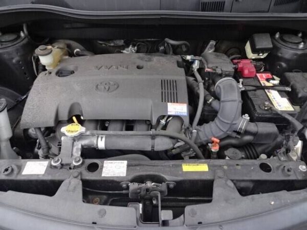 TOYOTA	SIENTA - Image 5