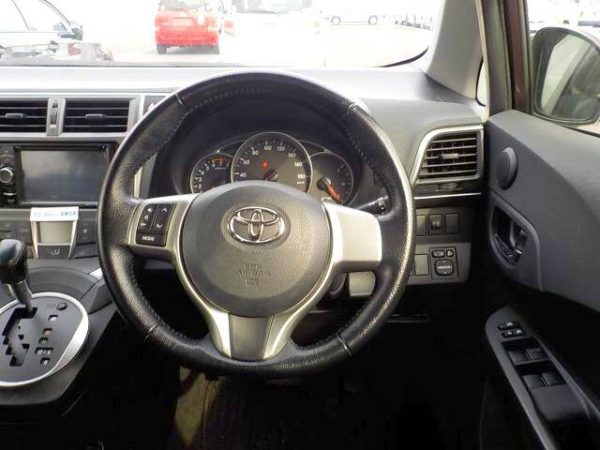 TOYOTA	RACTIS - Image 11