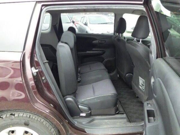 TOYOTA	WISH - Image 18