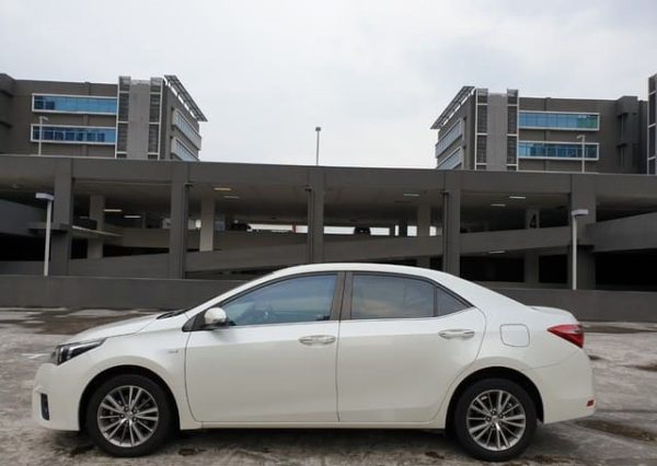 TOYOTA COROLLA ALTIS 2014 - Image 27