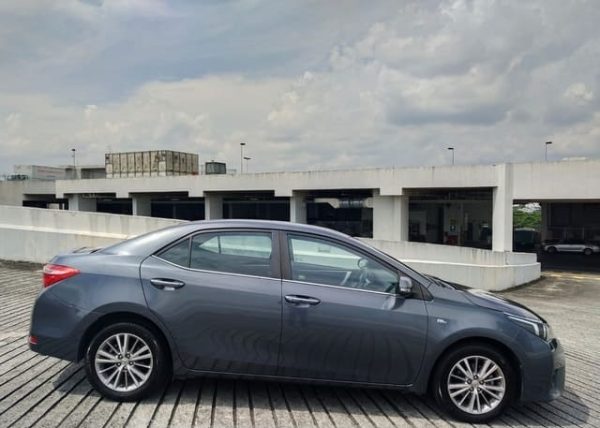 TOYOTA COROLLA ALTIS 2014 - Image 19