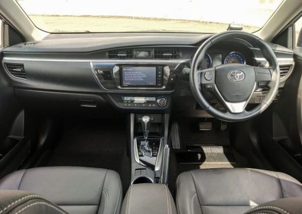 TOYOTA COROLLA ALTIS 2014 - Image 38