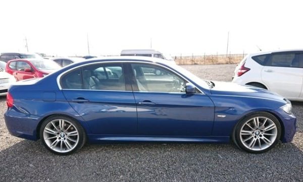 2010 BMW 3 SERIES 320I M SPORTS PACKAGE - Image 2