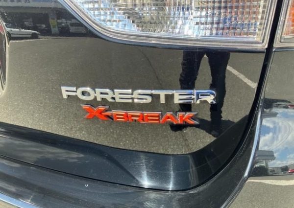 2020 SUBARU FORESTER - Image 11