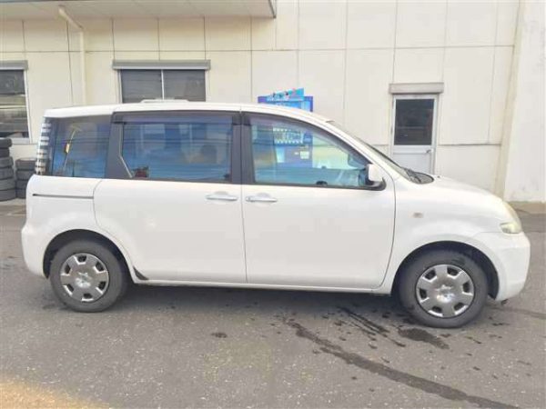 2005 TOYOTA SIENTA - Image 5