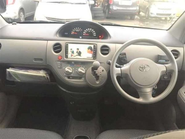 2005 TOYOTA SIENTA - Image 8