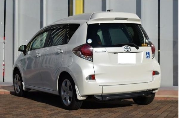 TOYOTA RACTIS 2014 - Image 6