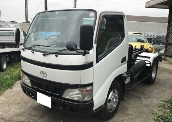 2003 TOYOTA DYNA TRACTOR UNIT