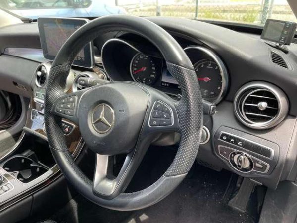 MERCEDES-BENZ C-CLASS C200 AVANTGARDE - Image 2