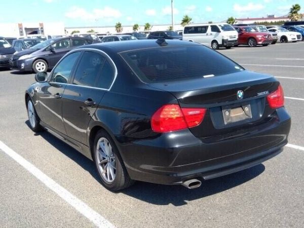 2010 BMW 3 SERIES - Image 2