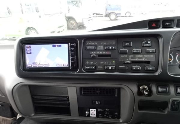 2003 TOYOTA COASTER - Image 22