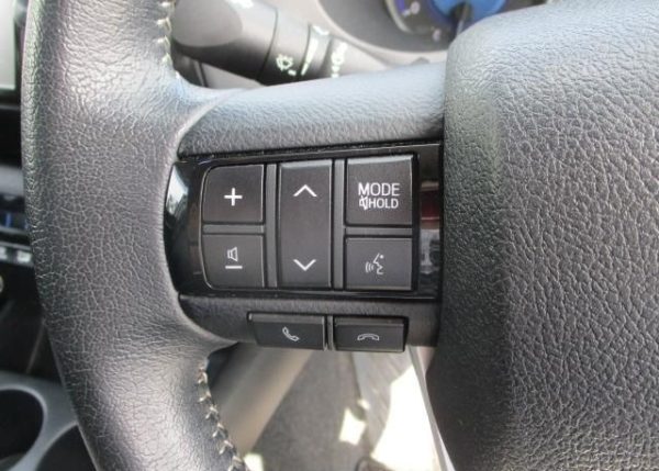 2016 TOYOTA HILUX DOUBLE CAB - Image 16