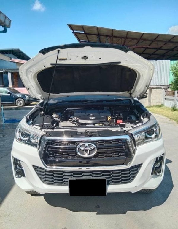 2016 TOYOTA HILUX REVO Z - Image 16