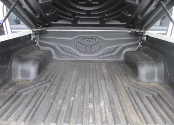 2016 TOYOTA HILUX DOUBLE CAB - Image 28