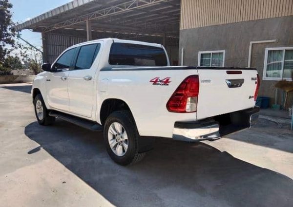 2016 TOYOTA HILUX REVO Z - Image 4