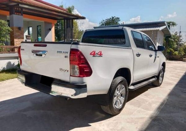2016 TOYOTA HILUX REVO Z - Image 6