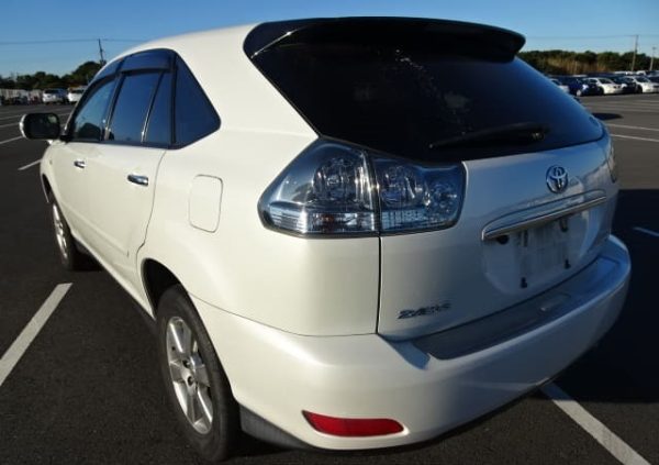 TOYOTA HARRIER 240G 2011 - Image 10