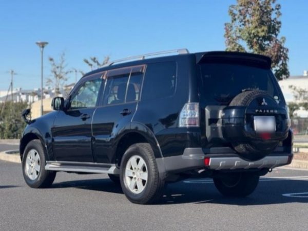 MITSUBISHI PAJERO LONG EXCEED - Image 7