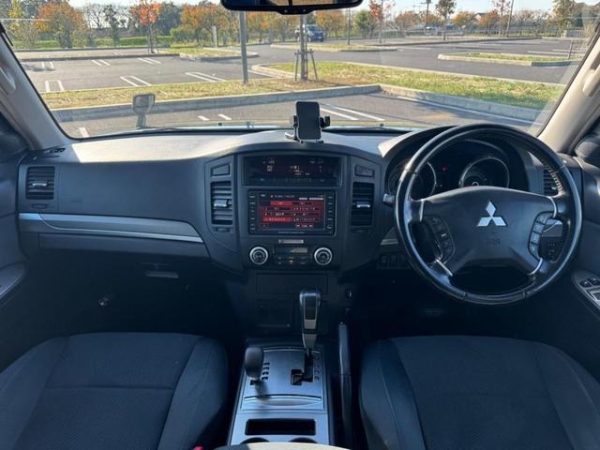 MITSUBISHI PAJERO LONG EXCEED - Image 8