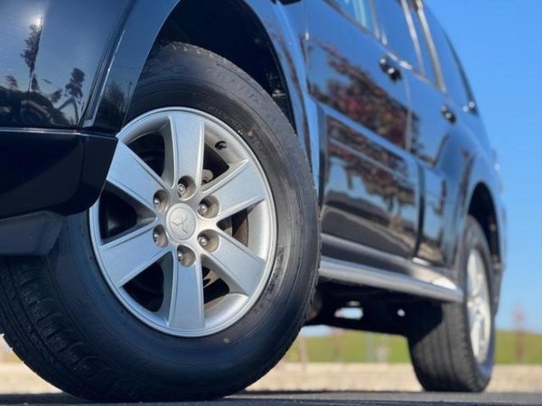 MITSUBISHI PAJERO LONG EXCEED - Image 46